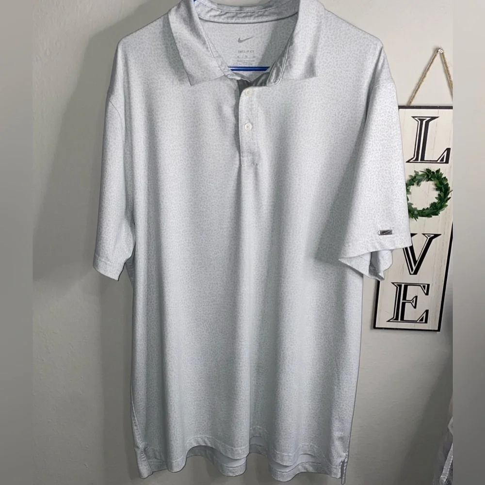MENS NIKE DRI-FIT COLLARED SHORT SLEEVE SHIRT